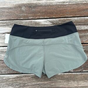 Vuori Omni Performance Shorts Womens XS EUC Moss Green Black